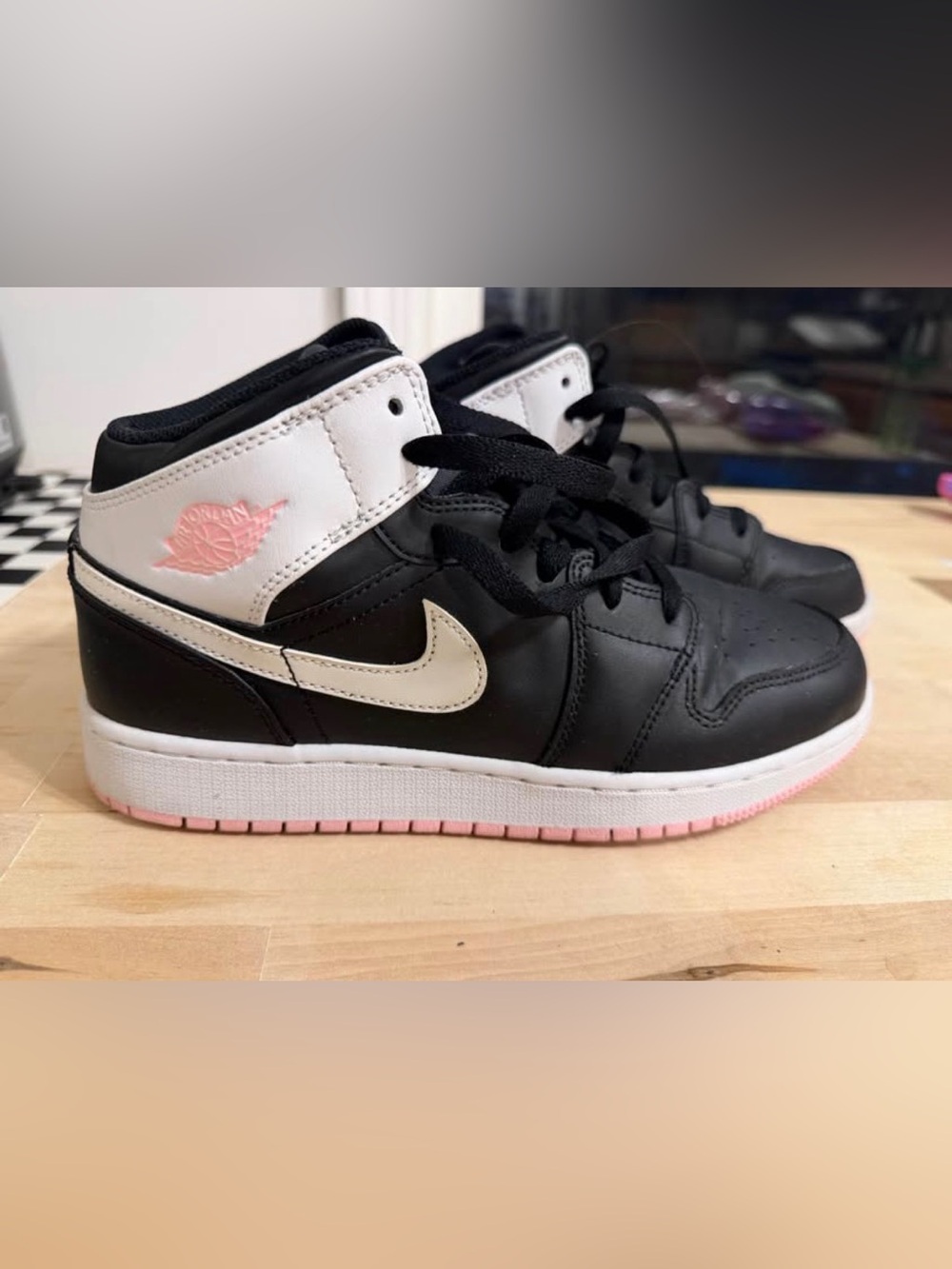 Nike Kids' Black and White High-Top Sneakers with Pink Accents Size 6Y or W 7.5